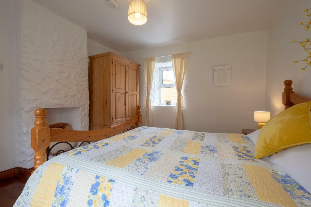 Yellow Cottage, Doolin Knockfin Cross Roads Экстерьер фото