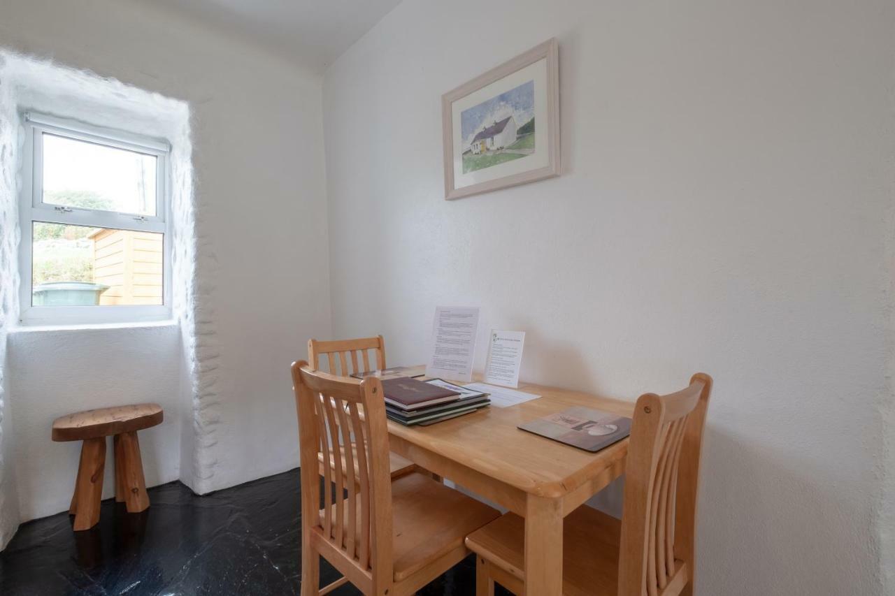 Yellow Cottage, Doolin Knockfin Cross Roads Экстерьер фото